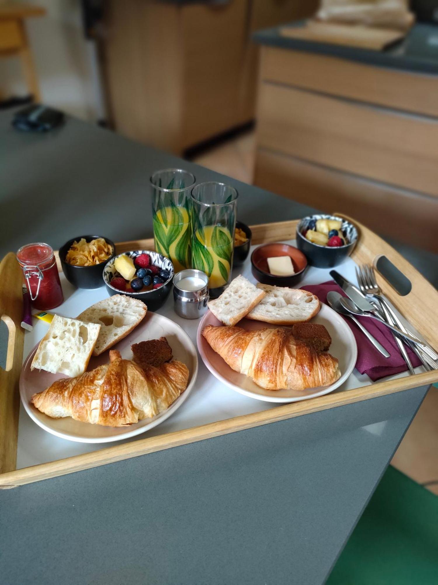 La Chamade En Beaujolais Bed & Breakfast Anse Bagian luar foto